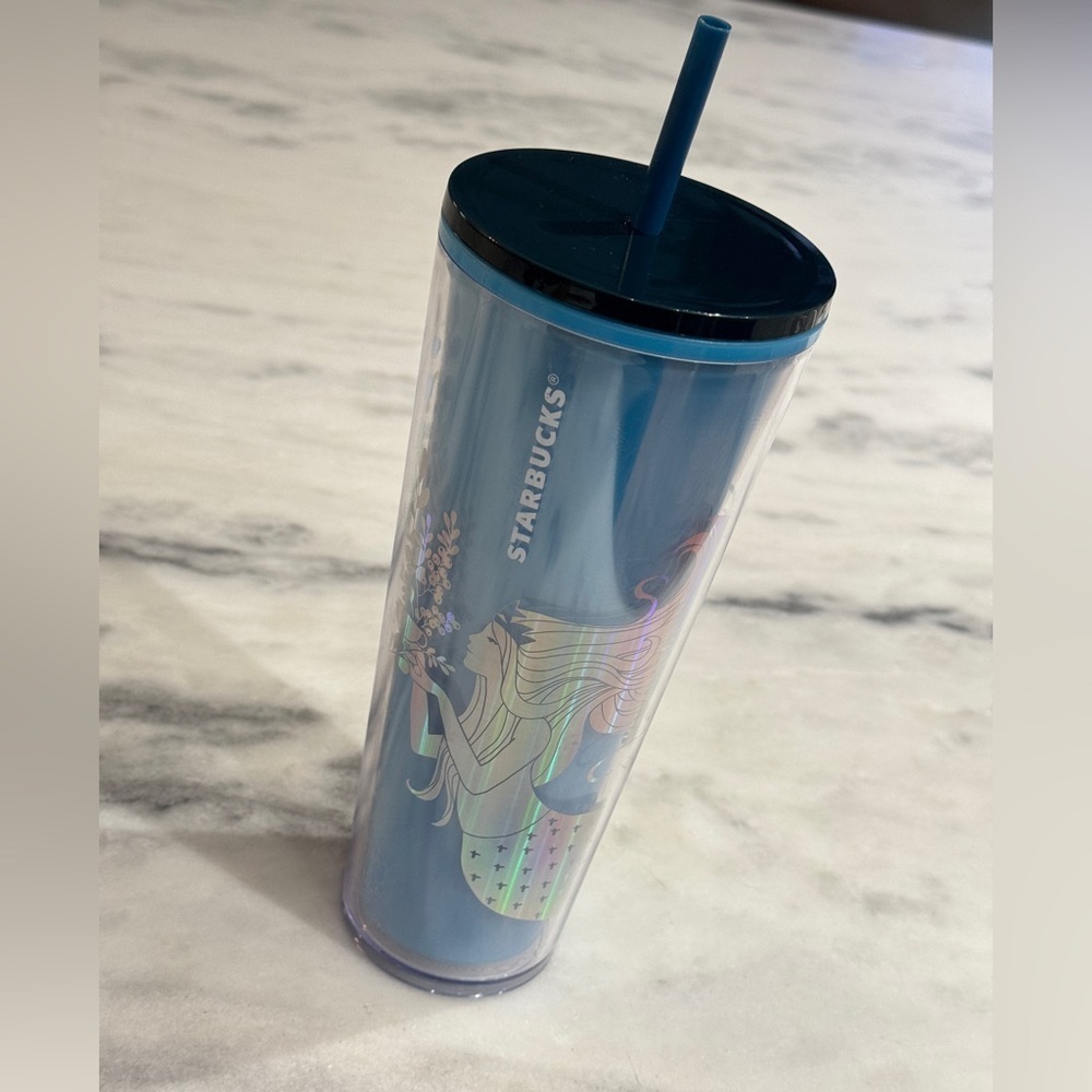 Starbucks 2021 Winter Holiday Blue Mermaid 24oz Venti Color Changing Tumbler